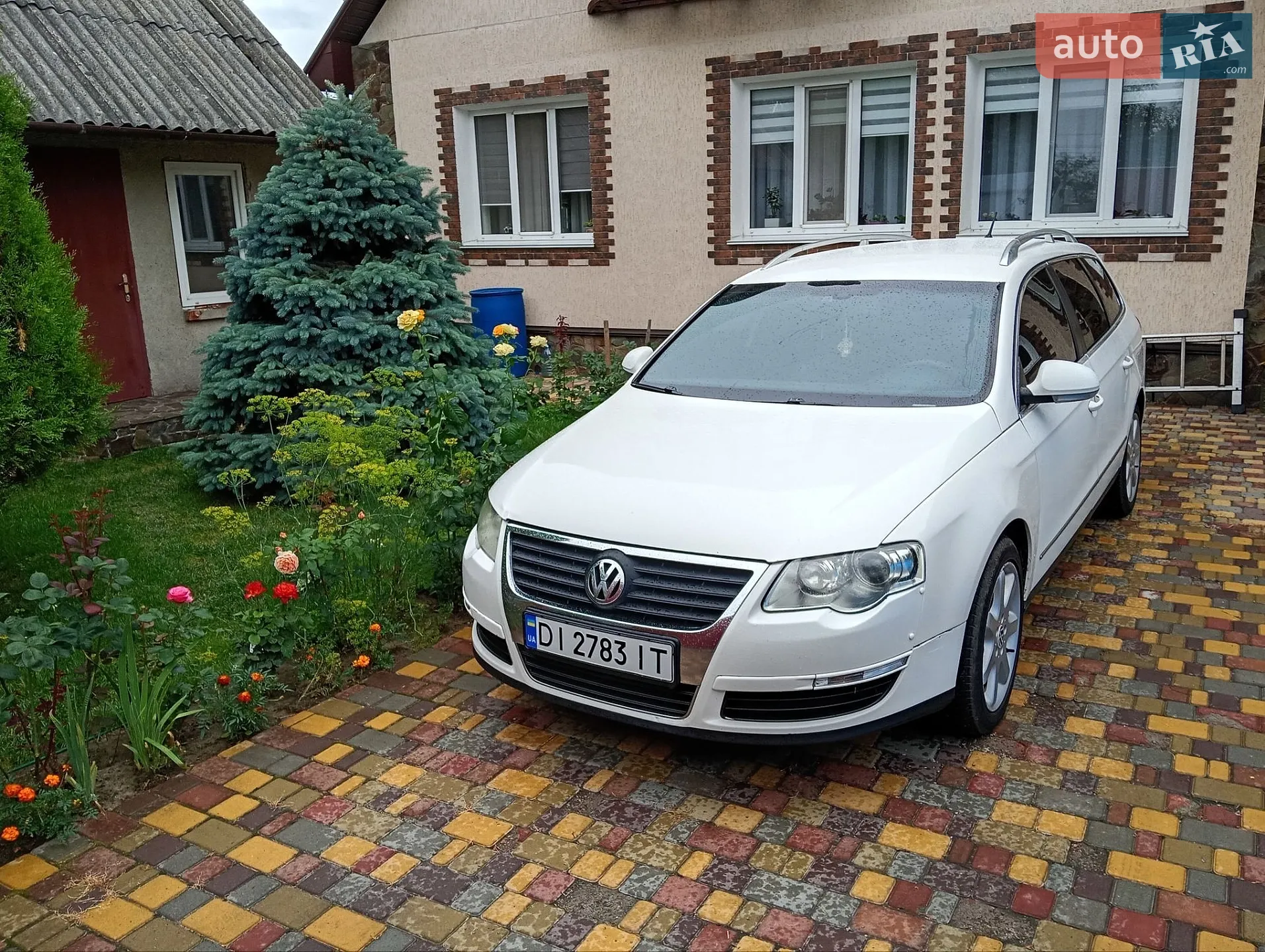 2010 Volkswagen Passat - мініатюра 3