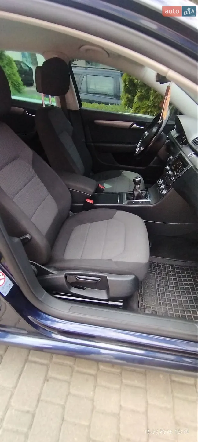 2012 Volkswagen Passat - мініатюра 15