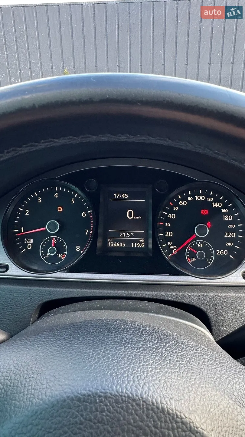 2011 Volkswagen Passat - мініатюра 11