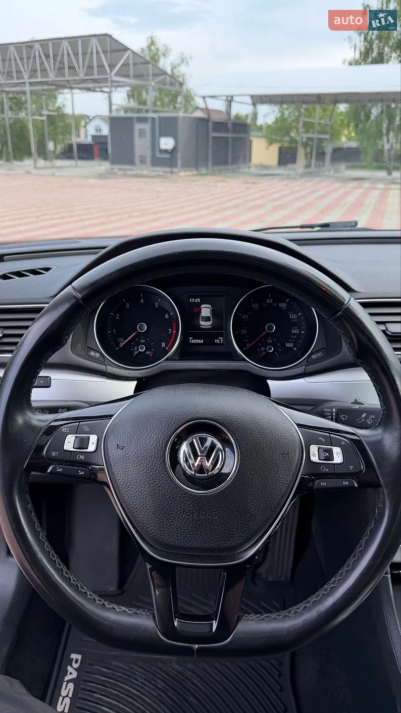 2018 Volkswagen Passat - мініатюра 9