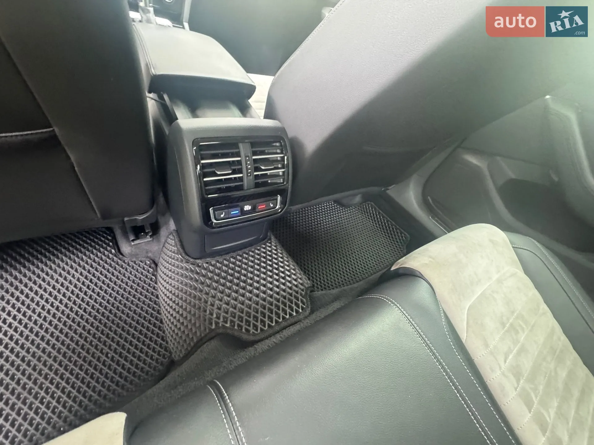 2016 Volkswagen Passat - мініатюра 8