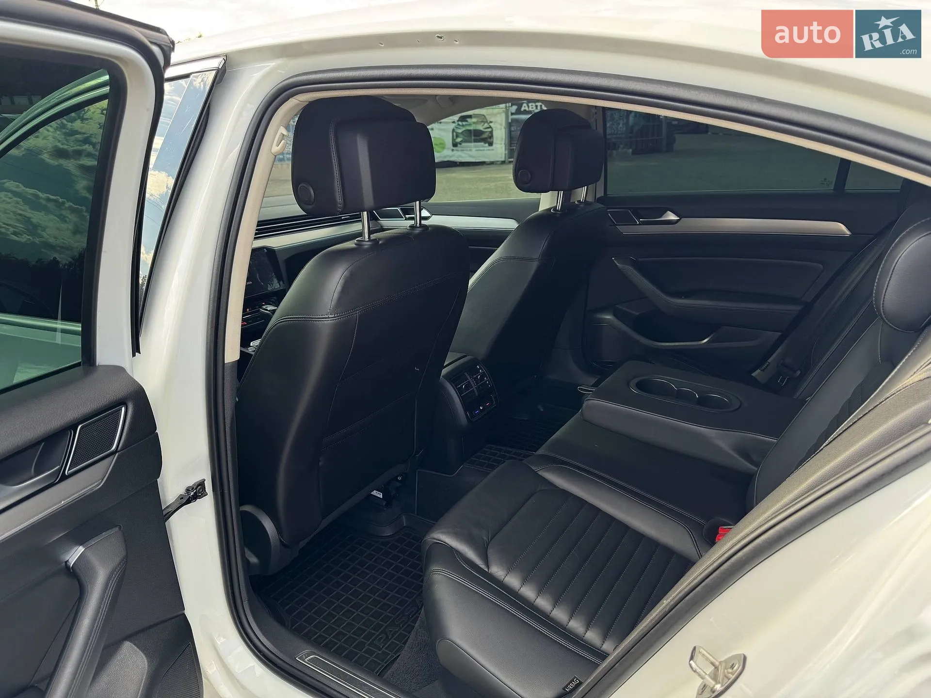2017 Volkswagen Passat - мініатюра 48