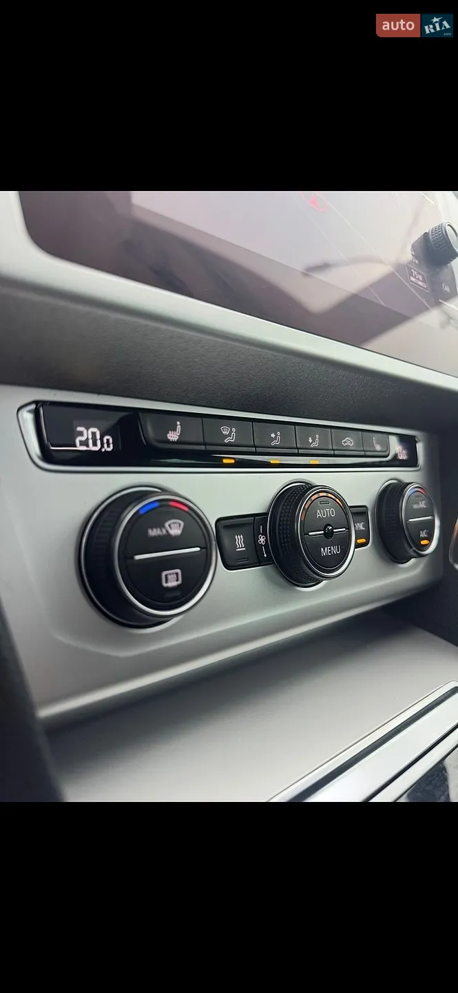 2019 Volkswagen Passat - мініатюра 17