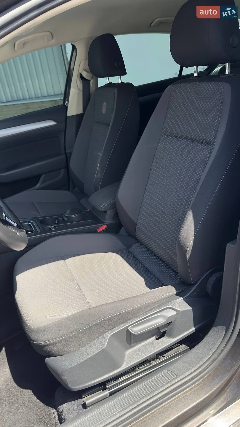 2018 Volkswagen Passat - мініатюра 25