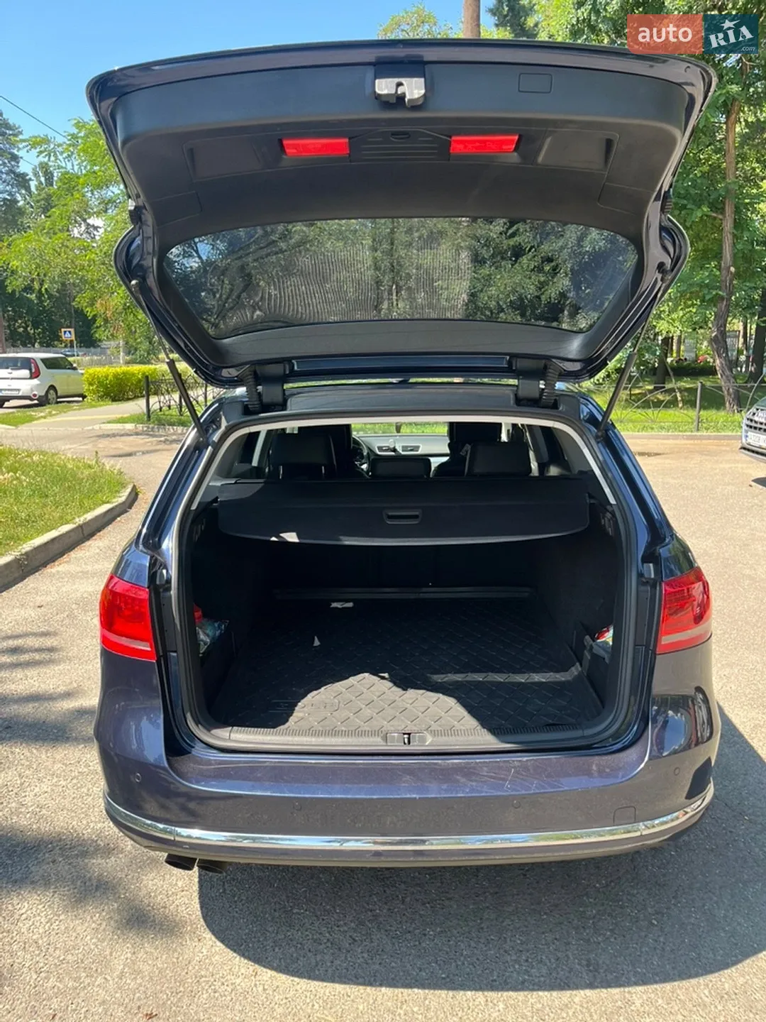 2011 Volkswagen Passat - мініатюра 16