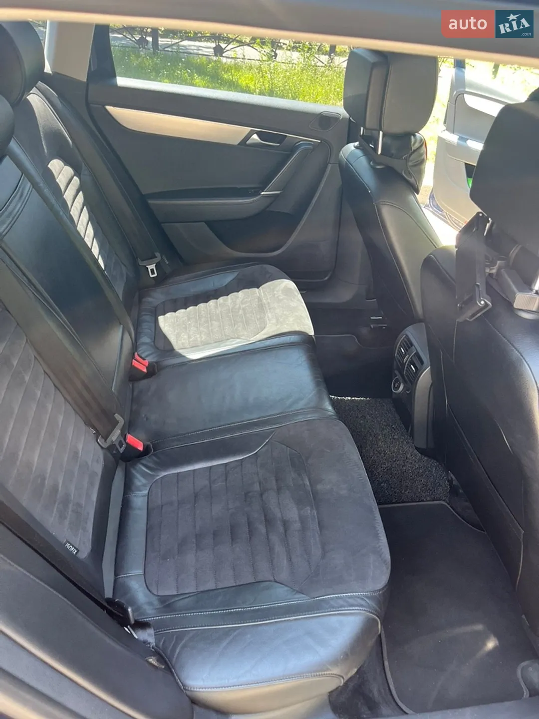 2011 Volkswagen Passat - мініатюра 23
