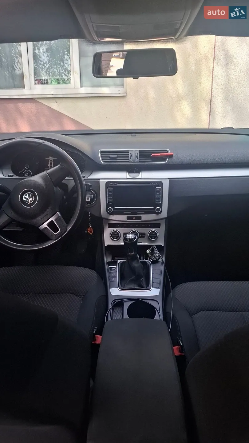 2012 Volkswagen Passat - мініатюра 4
