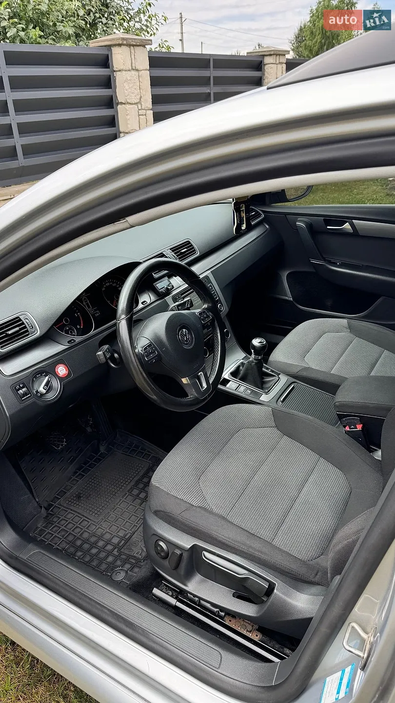 2011 Volkswagen Passat - мініатюра 10
