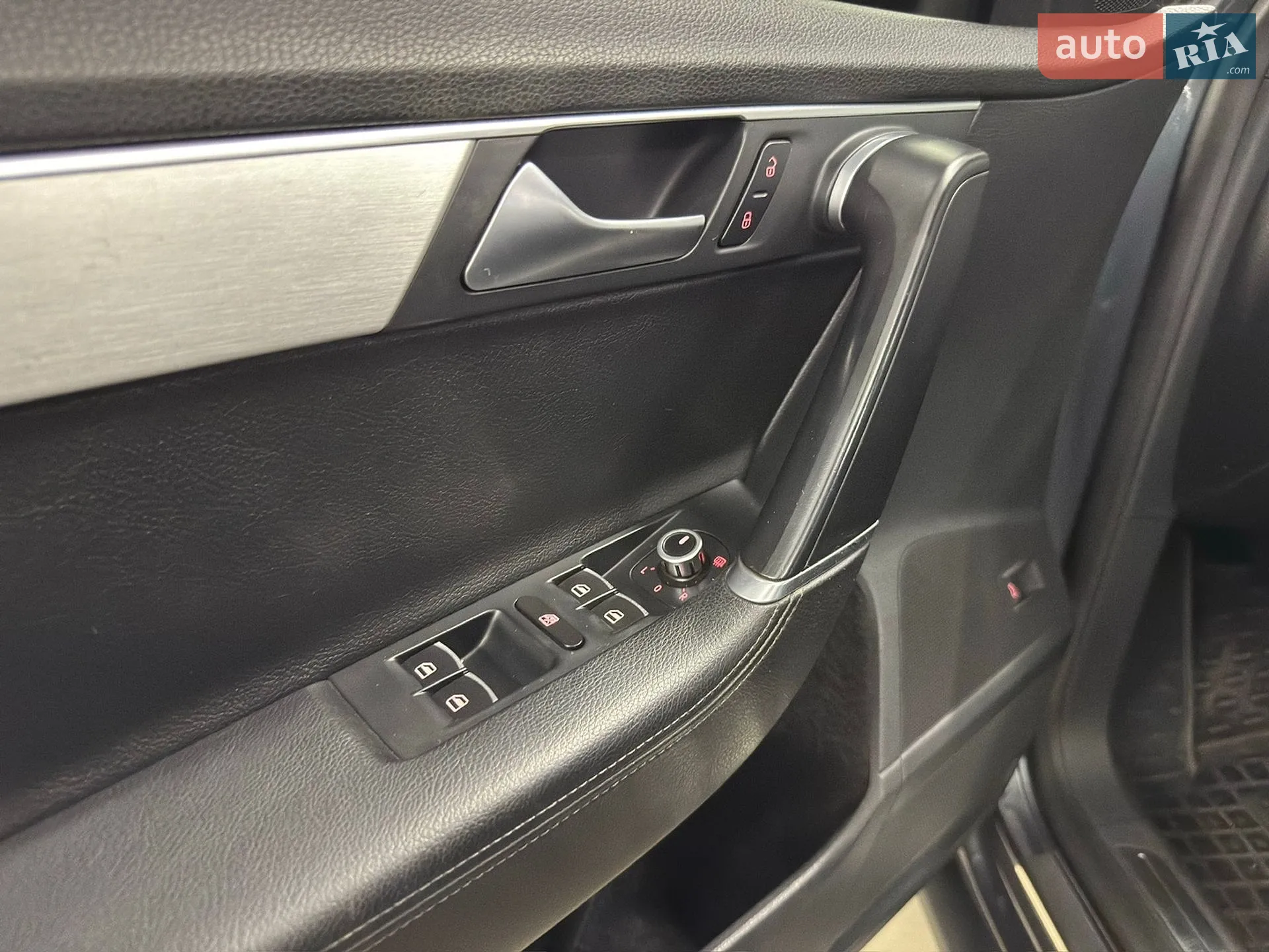 2011 Volkswagen Passat - мініатюра 10