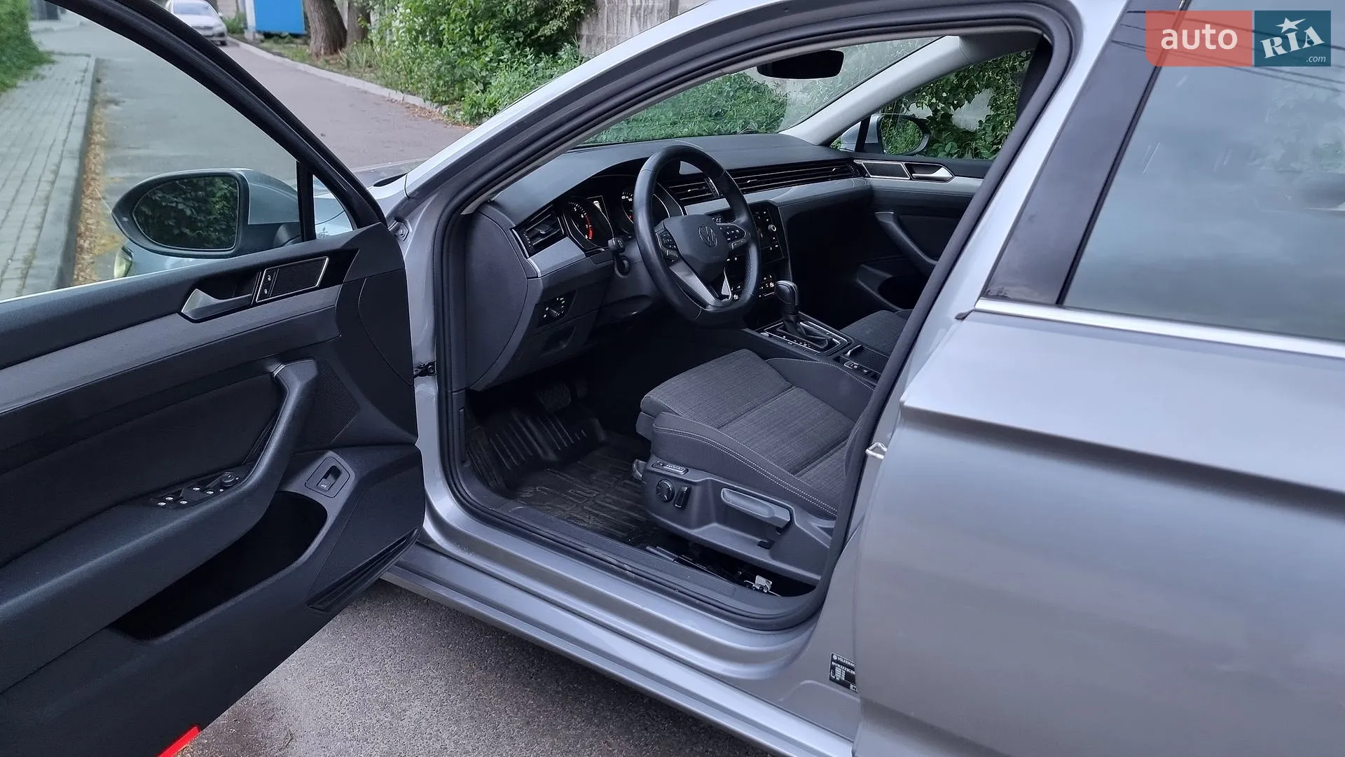 2022 Volkswagen Passat - мініатюра 25