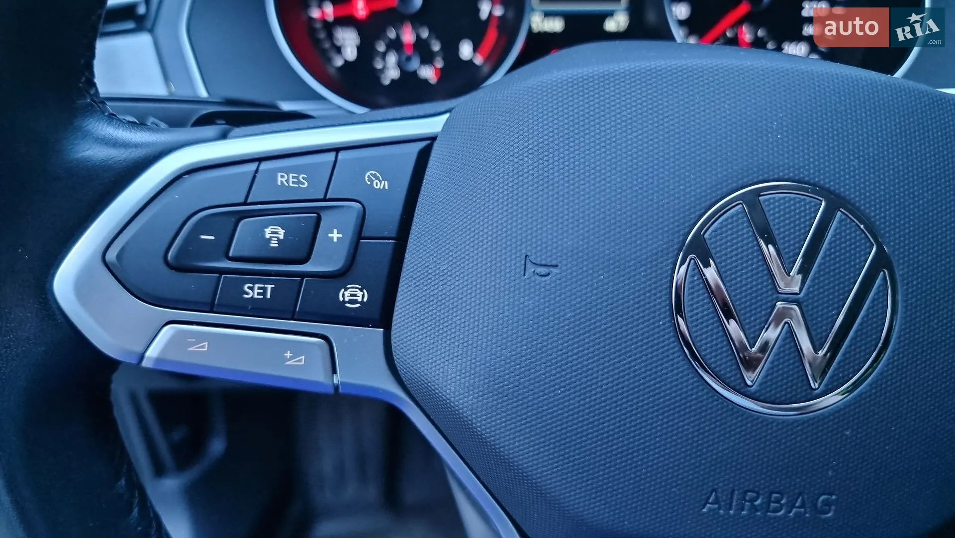 2022 Volkswagen Passat - мініатюра 39