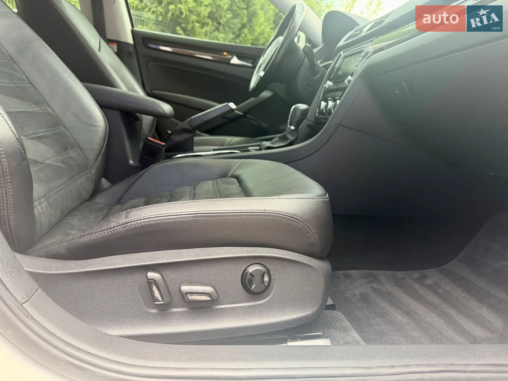 2015 Volkswagen Passat - мініатюра 42