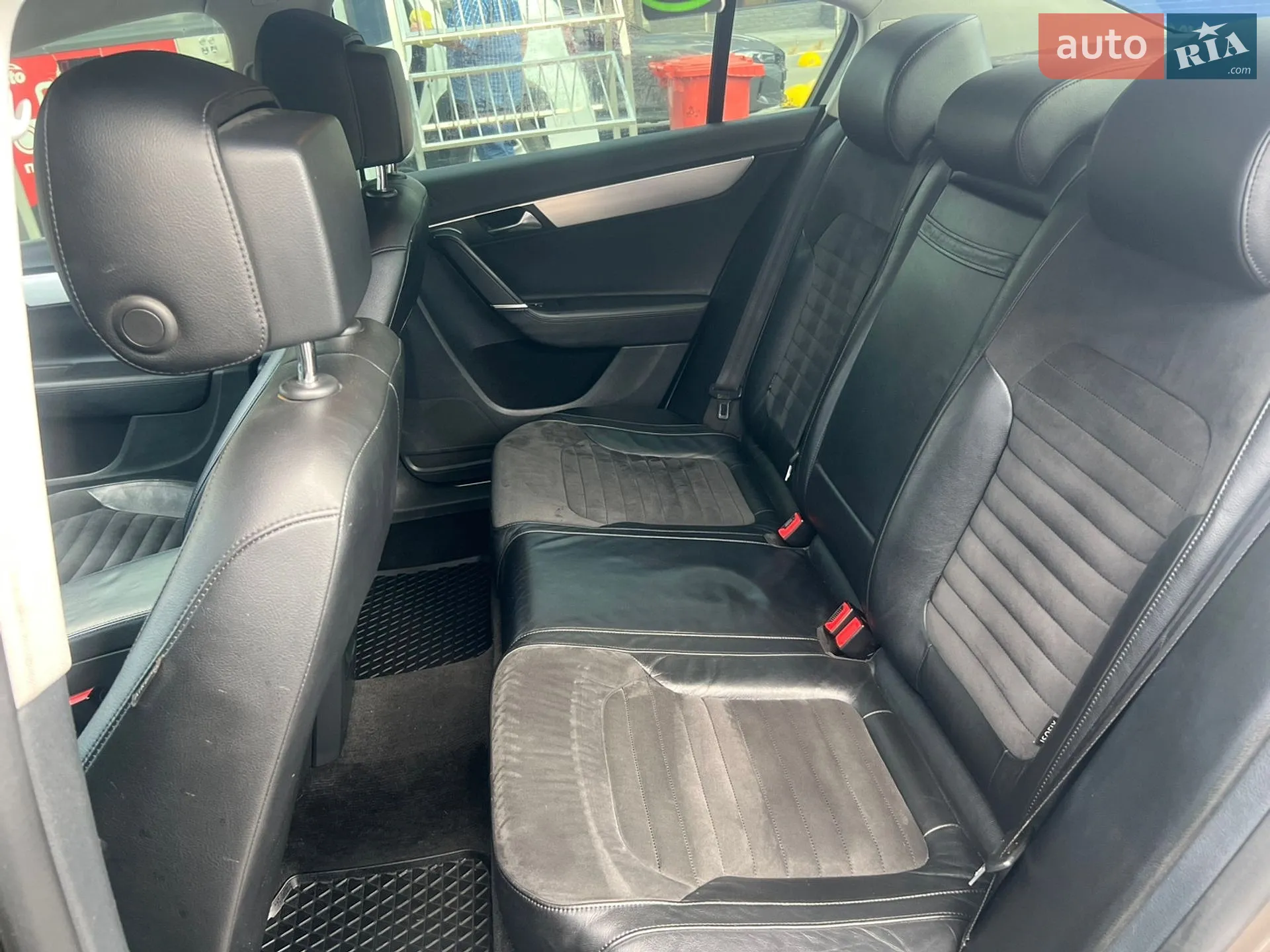 2011 Volkswagen Passat - мініатюра 11