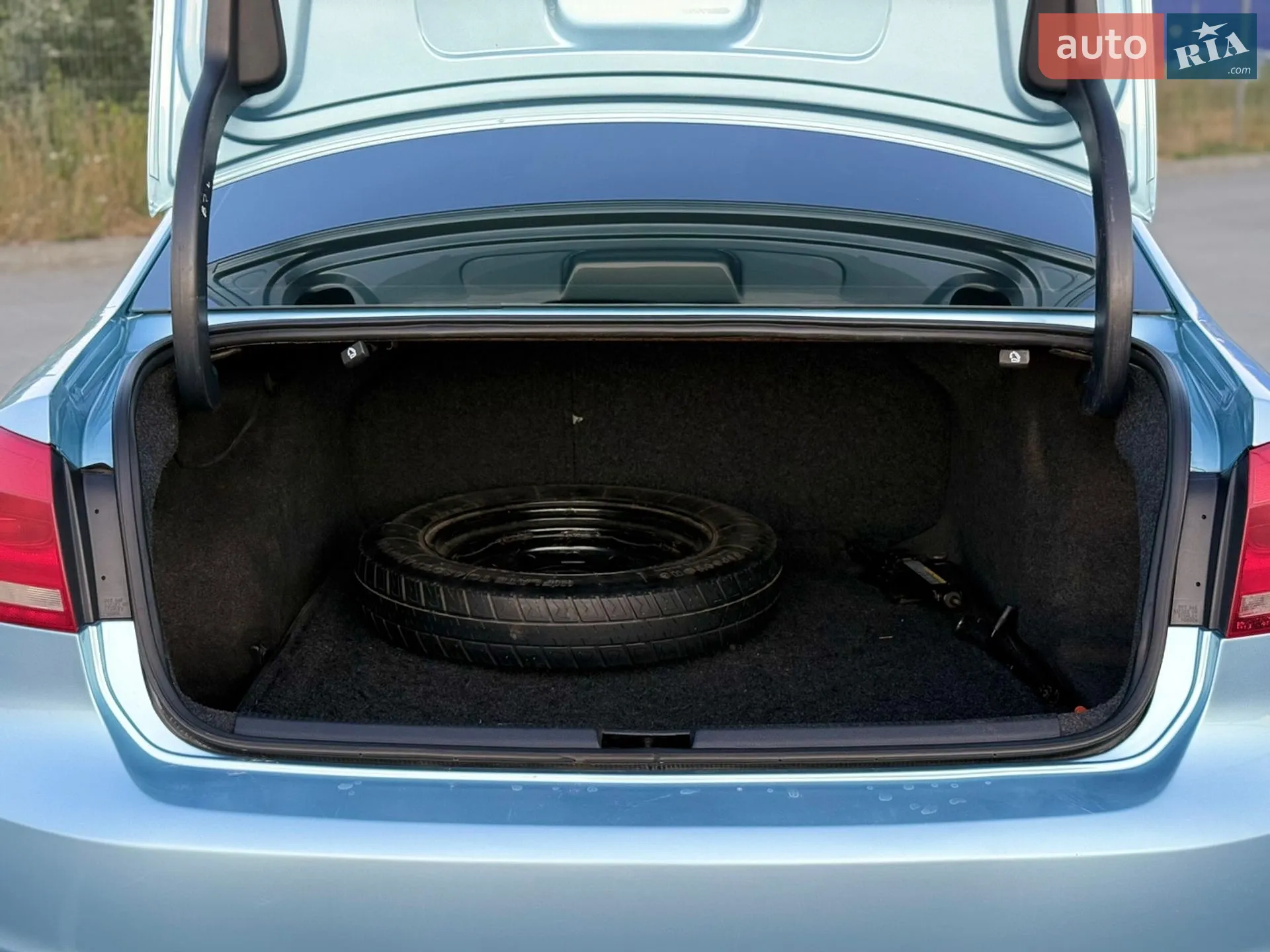 2012 Volkswagen Passat - мініатюра 8