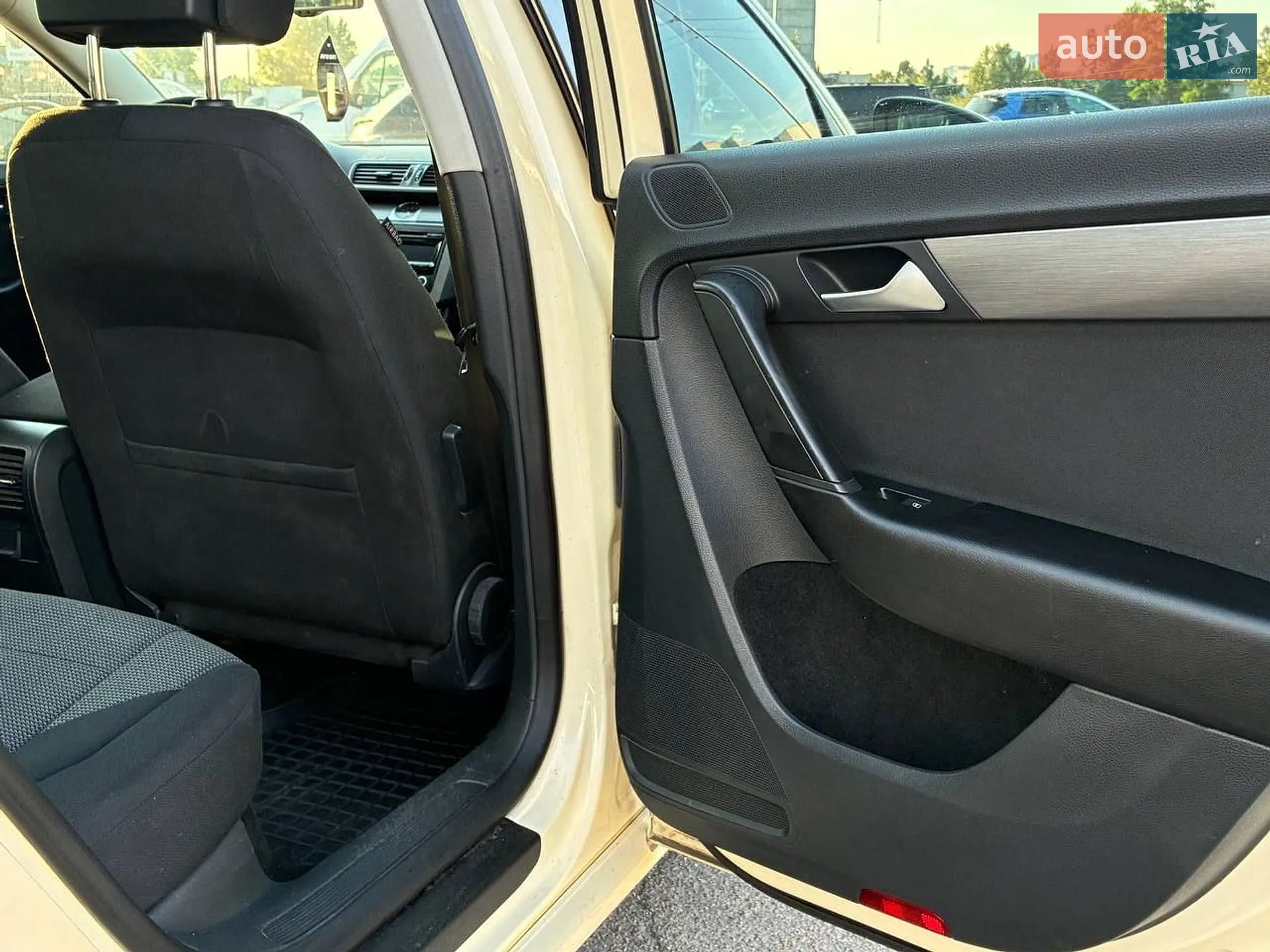 2014 Volkswagen Passat - мініатюра 26