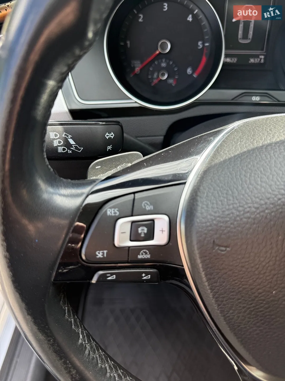 2018 Volkswagen Touareg - мініатюра 28