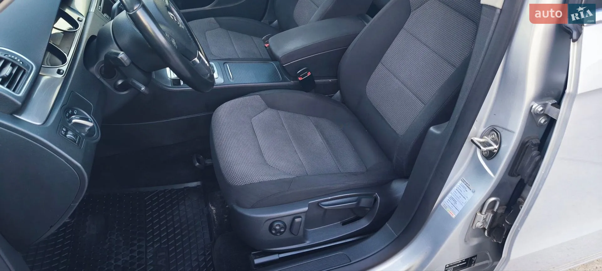 2011 Volkswagen Passat - мініатюра 32