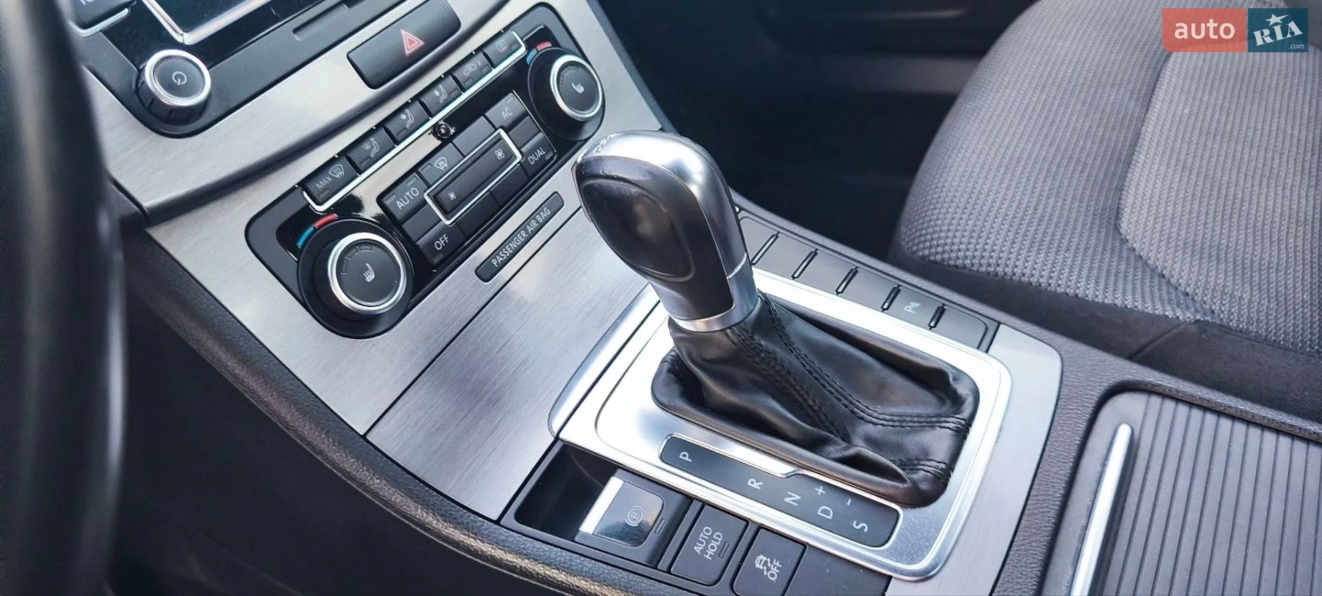 2011 Volkswagen Passat - мініатюра 36