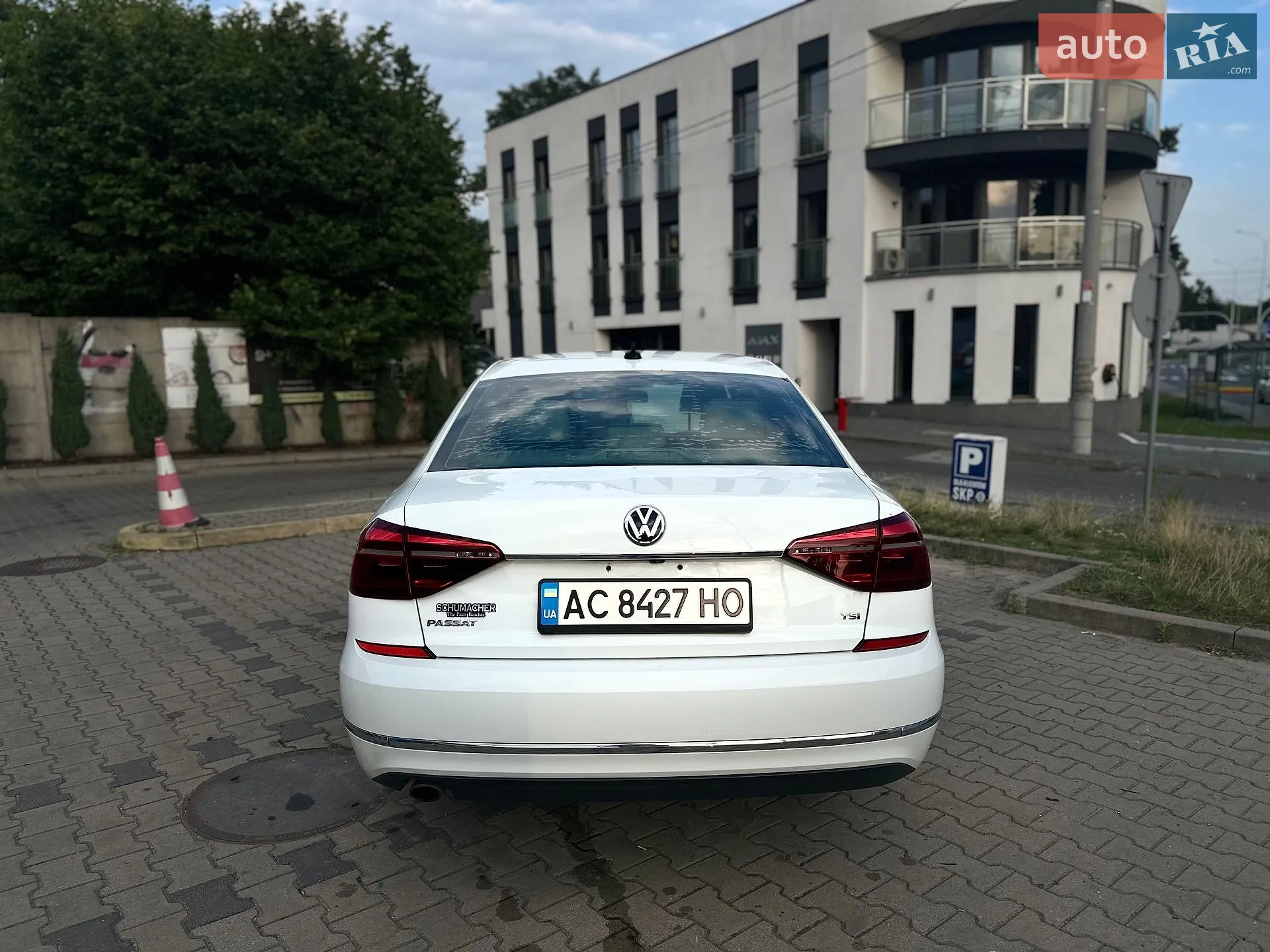 2016 Volkswagen Passat - мініатюра 10