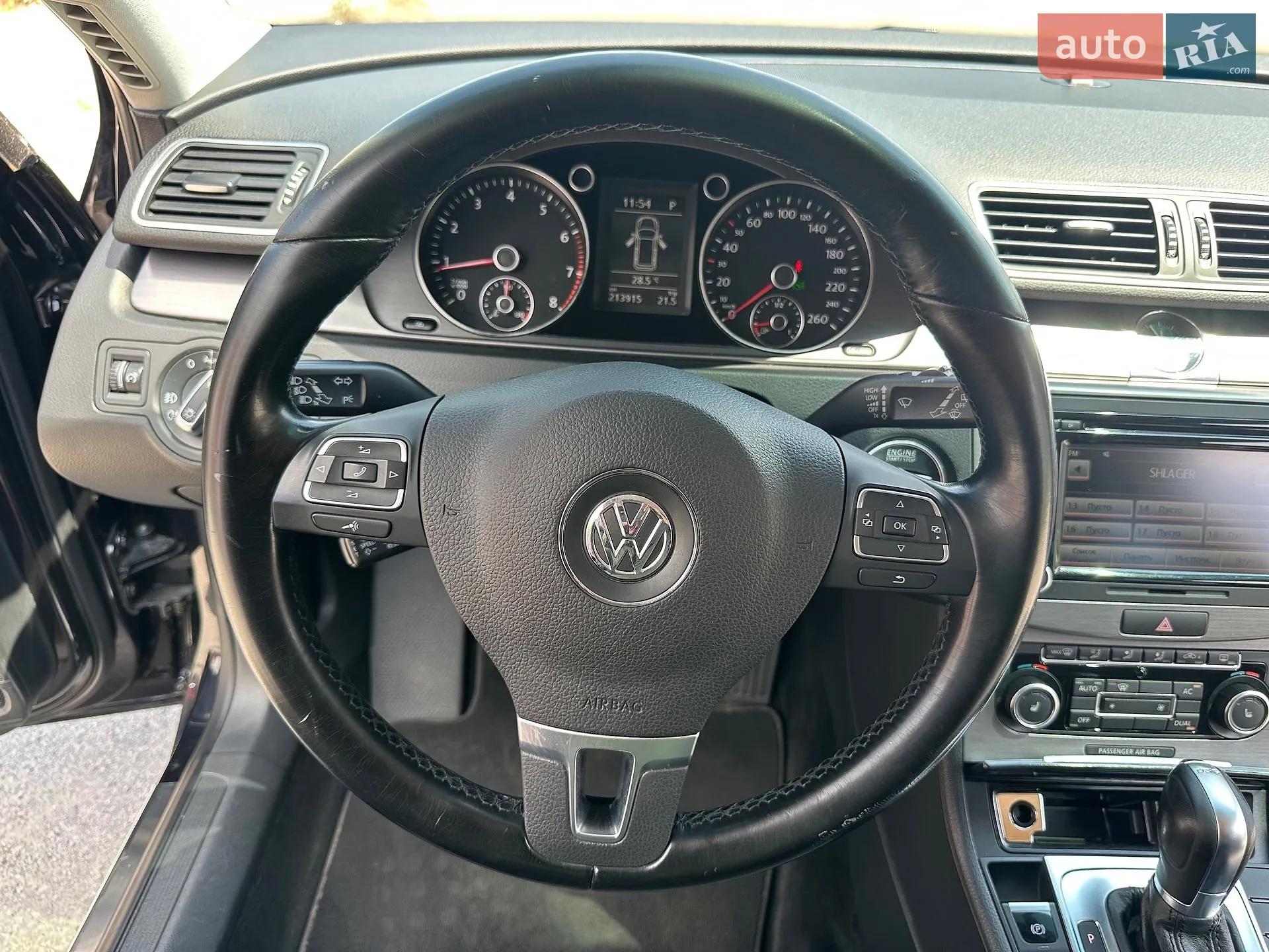 2011 Volkswagen Passat - мініатюра 21