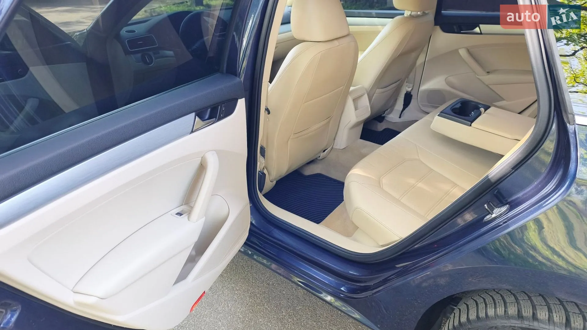 2011 Volkswagen Passat - мініатюра 43