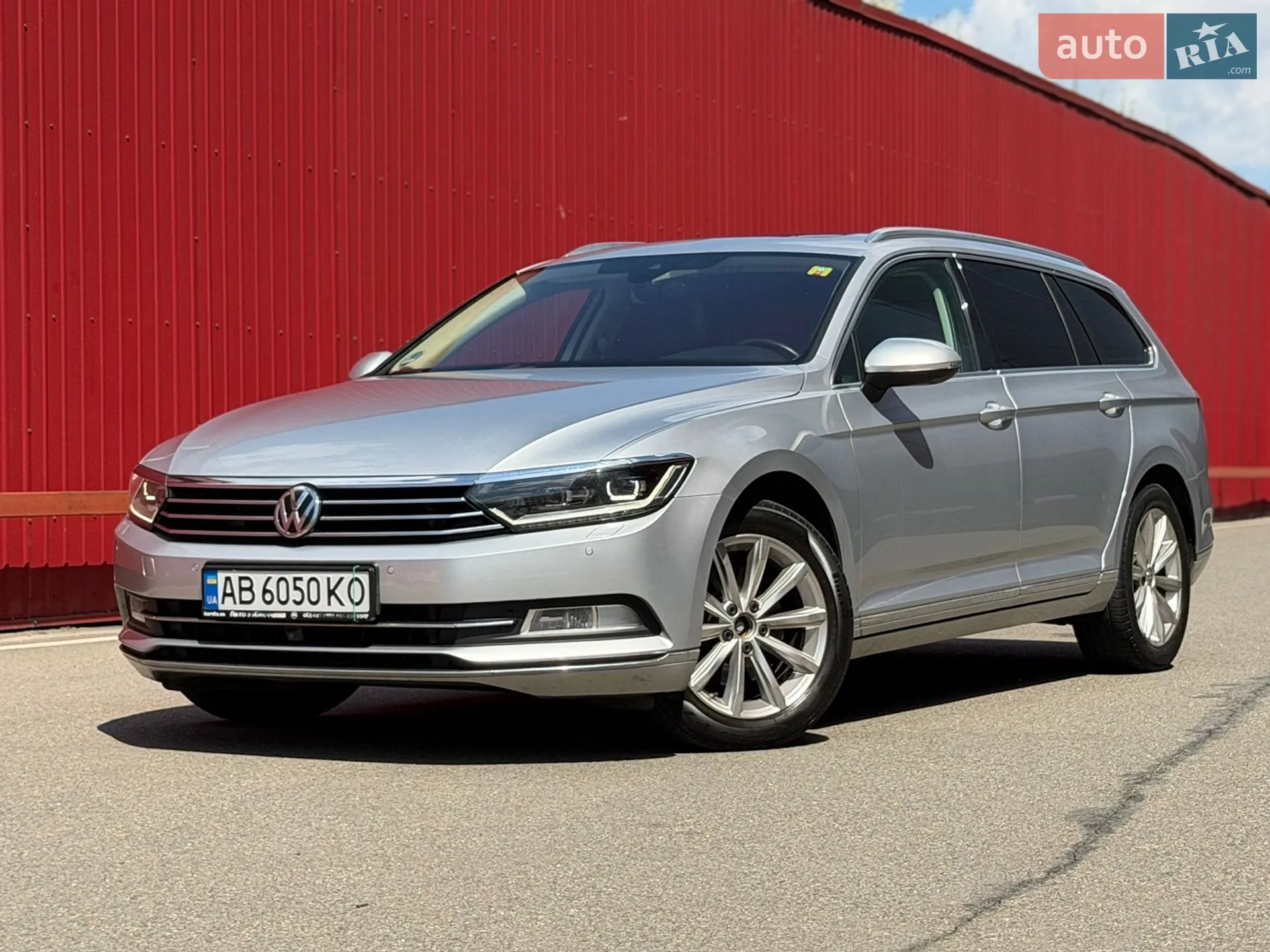 2019 Volkswagen Passat - фото 1