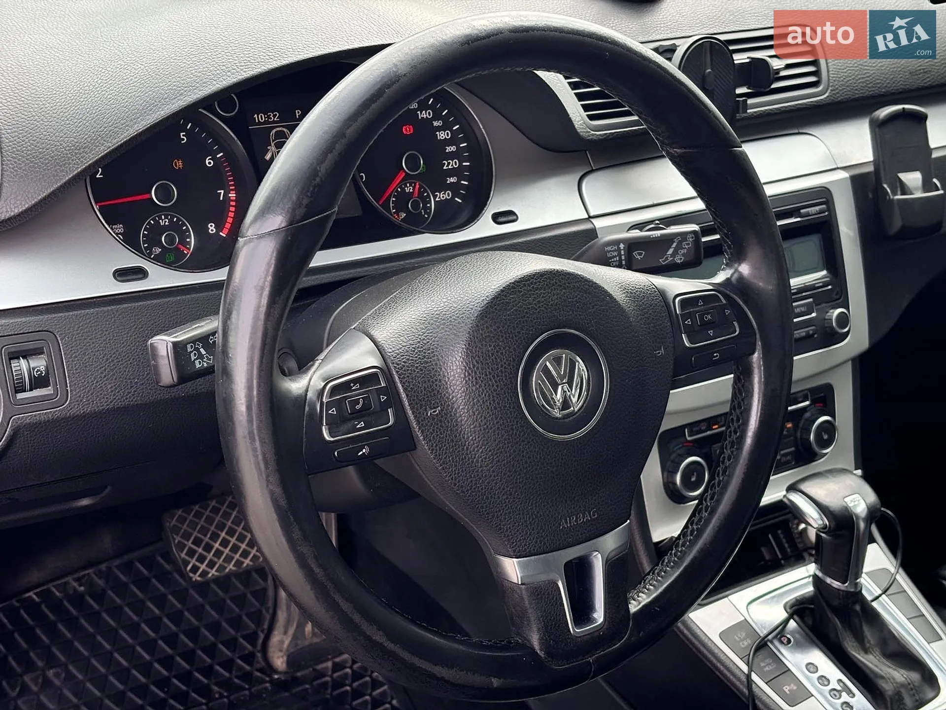2010 Volkswagen Passat - мініатюра 11