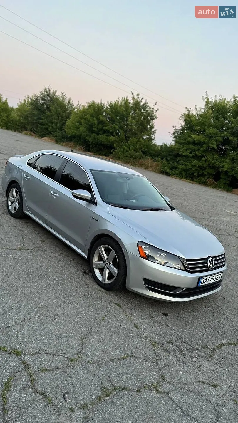 2012 Volkswagen Passat - мініатюра 13