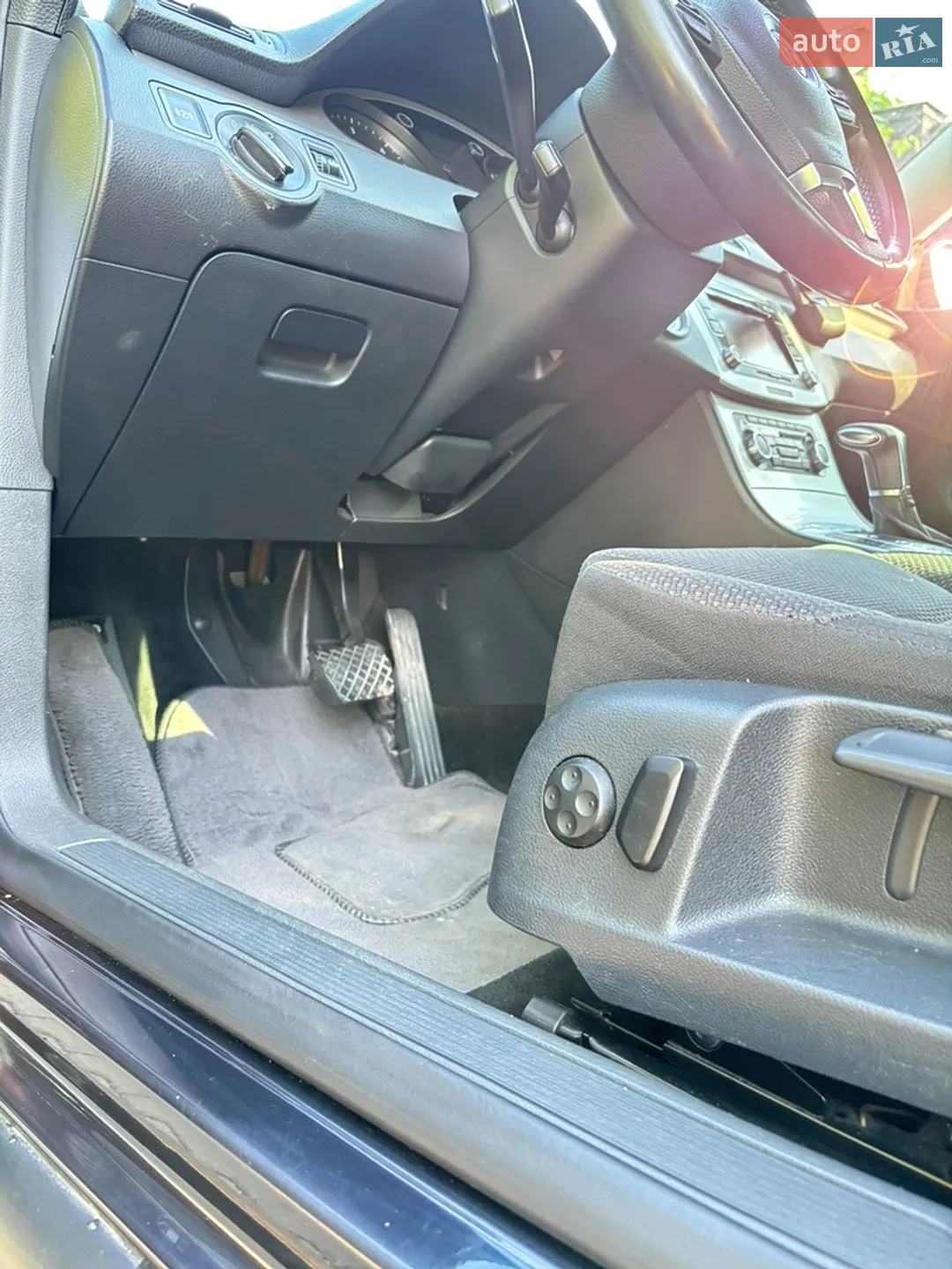 2010 Volkswagen Passat - мініатюра 45