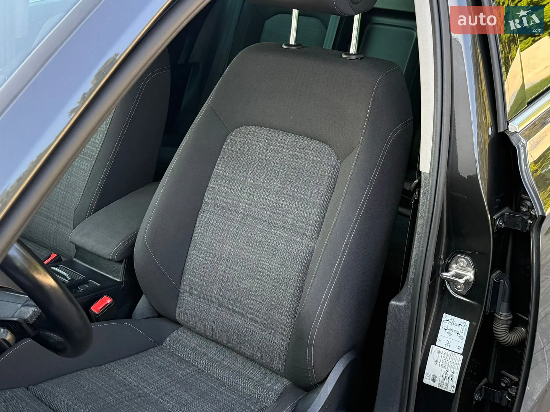 2021 Volkswagen Passat - мініатюра 41