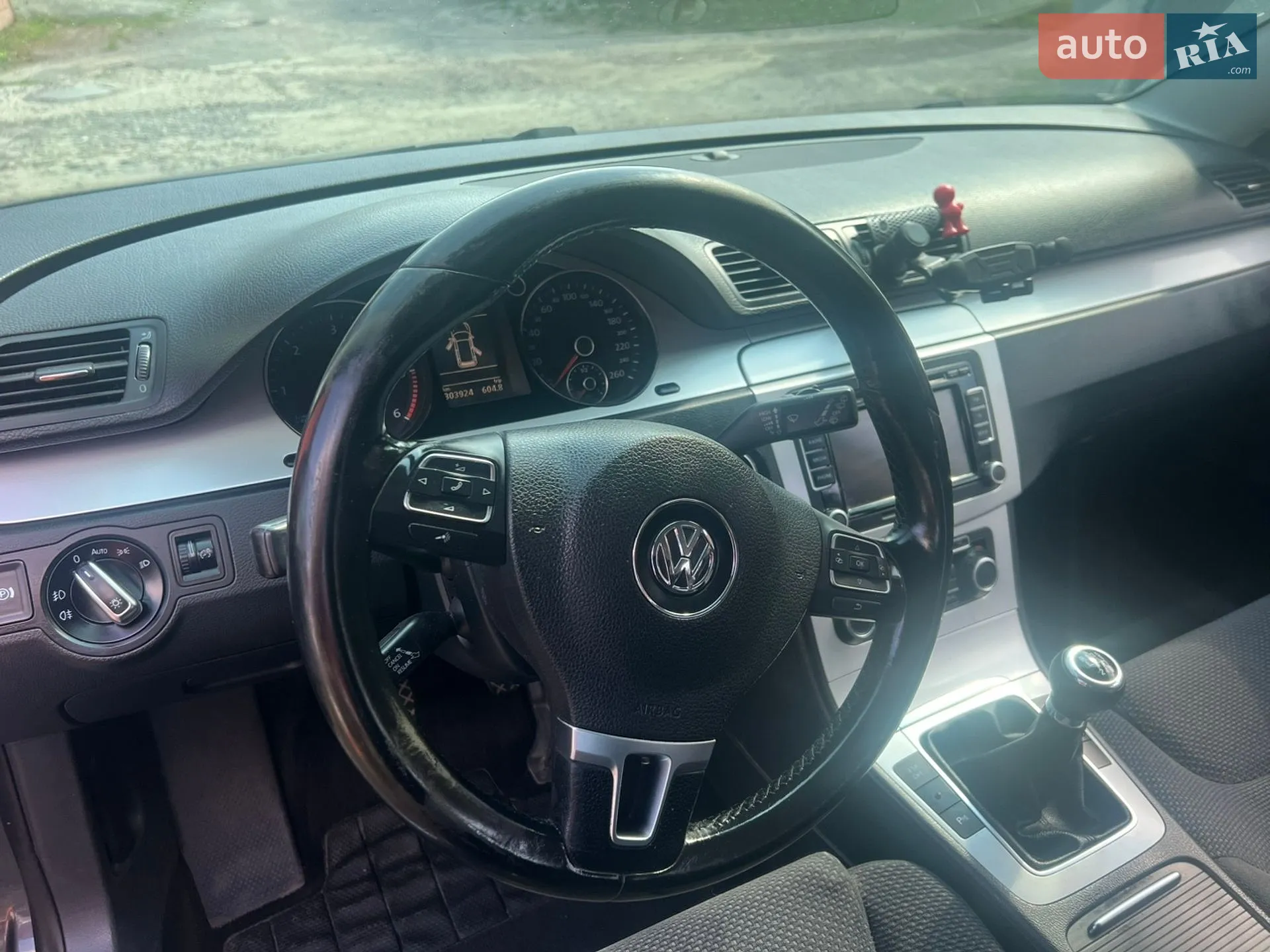 2010 Volkswagen Passat - мініатюра 13