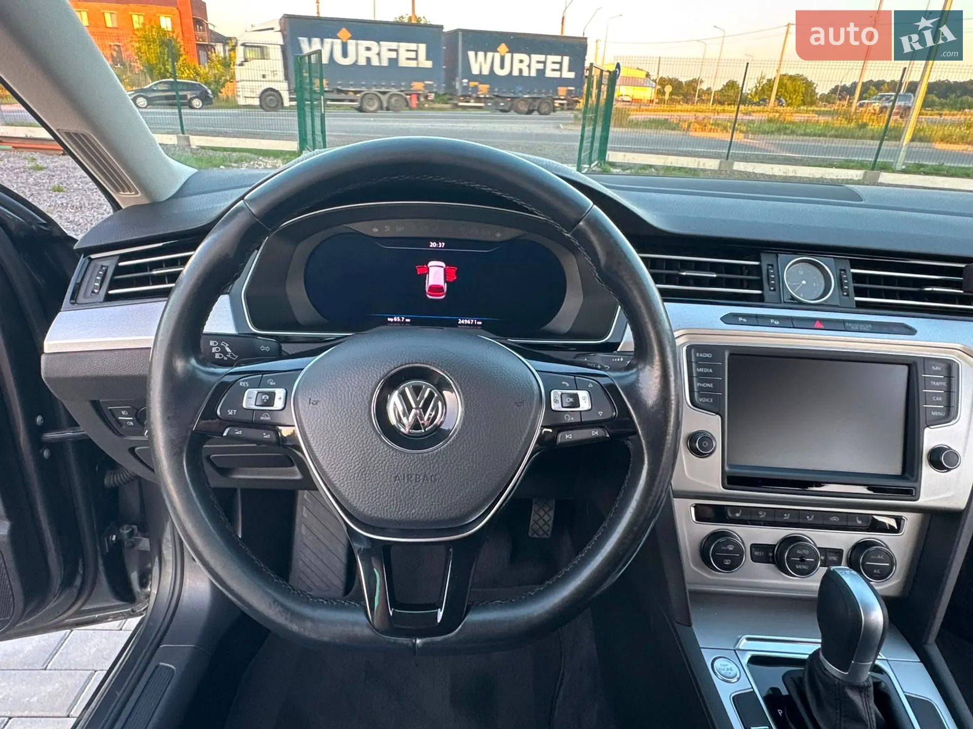 2017 Volkswagen Passat - мініатюра 12