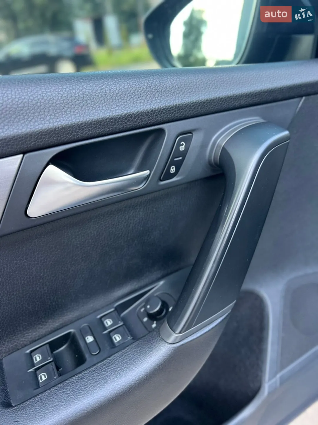 2011 Volkswagen Passat - мініатюра 17