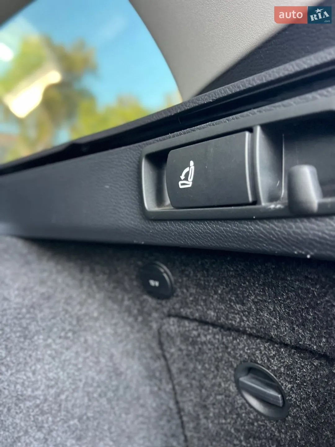 2011 Volkswagen Passat - мініатюра 38