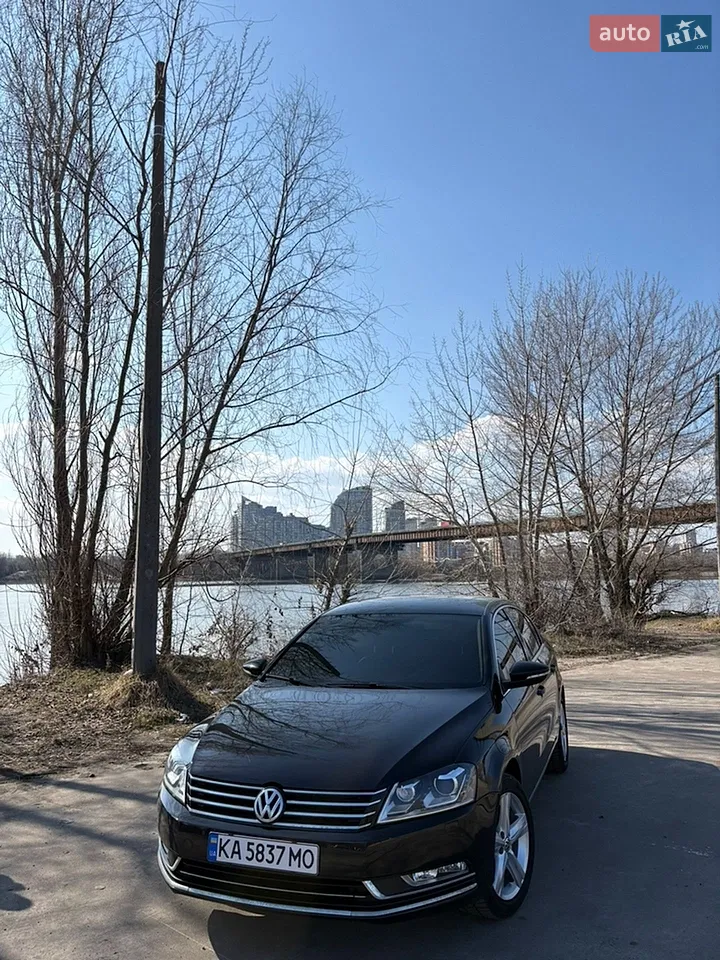 2010 Volkswagen Passat - мініатюра 20