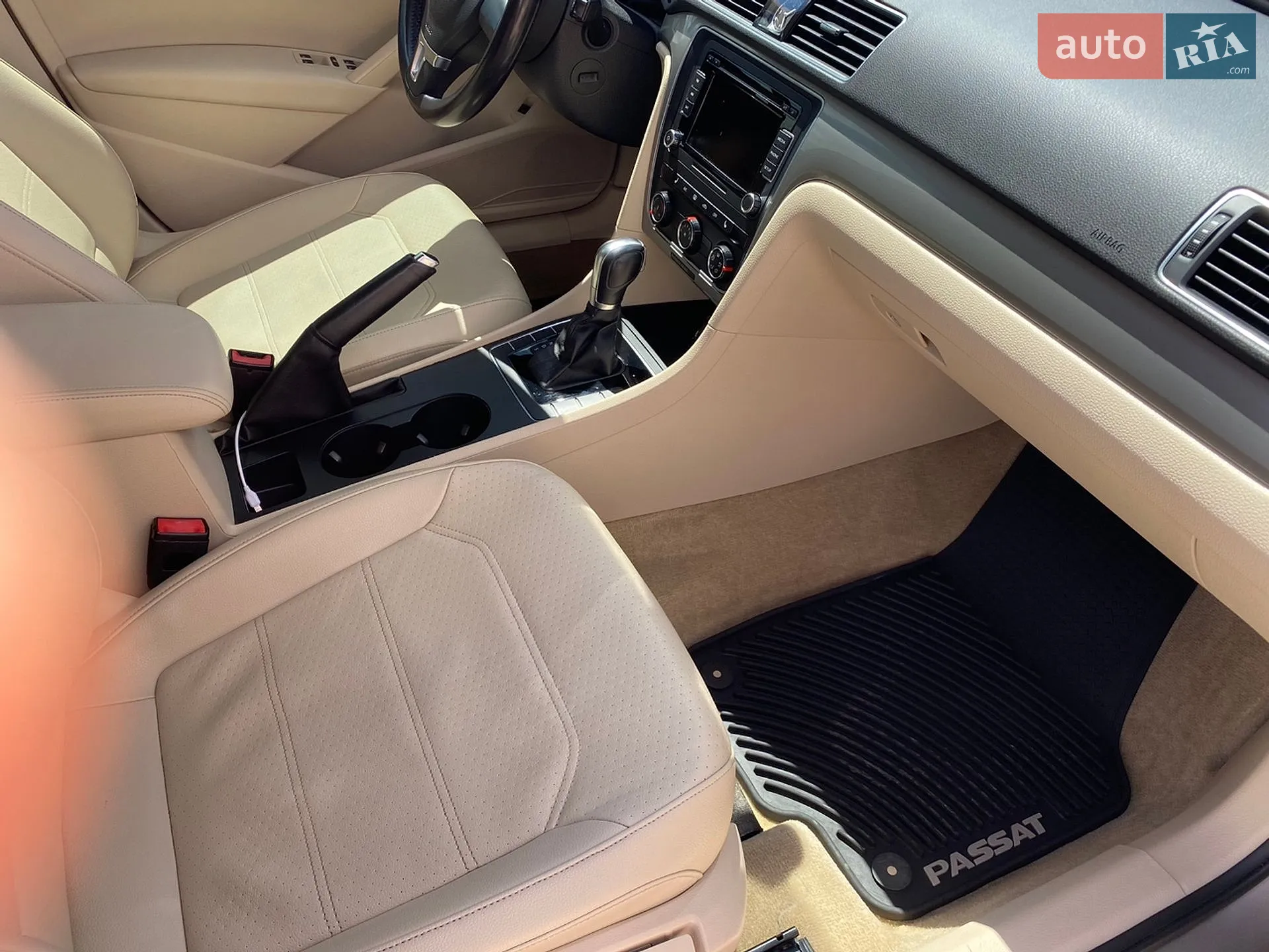 2015 Volkswagen Passat - мініатюра 14
