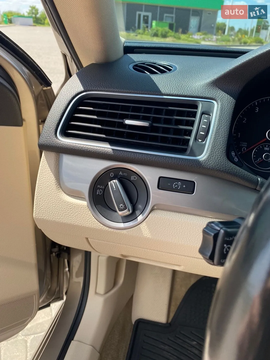 2015 Volkswagen Passat - мініатюра 18