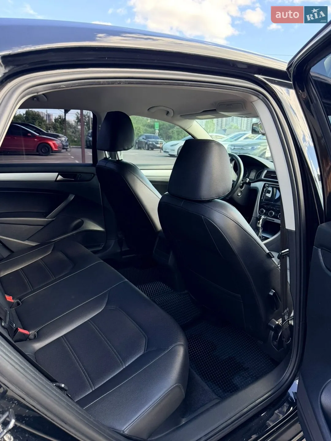 2012 Volkswagen Passat - мініатюра 13
