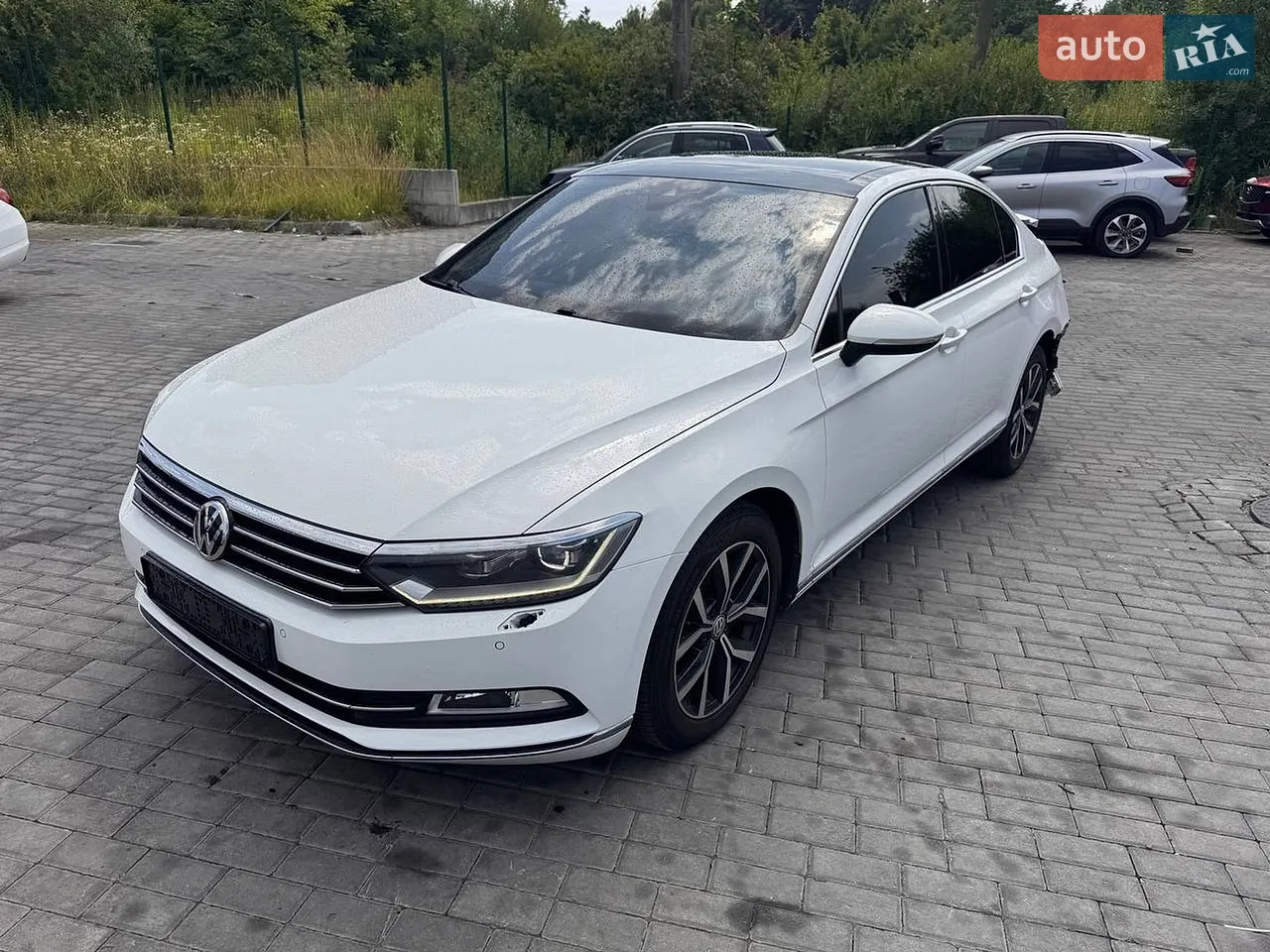 2016 Volkswagen Tiguan - мініатюра 30
