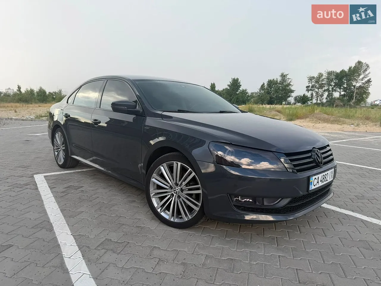 2013 Volkswagen Passat - мініатюра 21