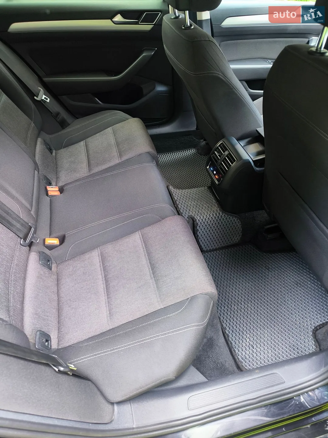 2016 Volkswagen Passat - мініатюра 13