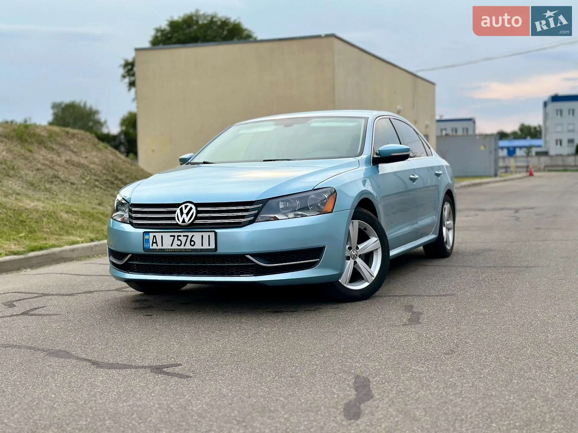 2012 Volkswagen Passat - фото 1