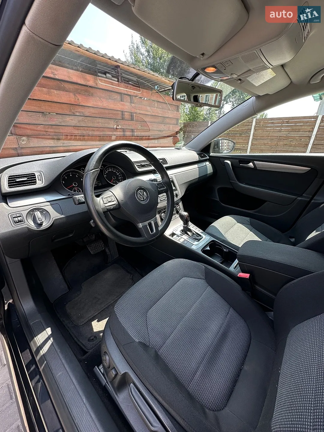 2010 Volkswagen Passat - мініатюра 14