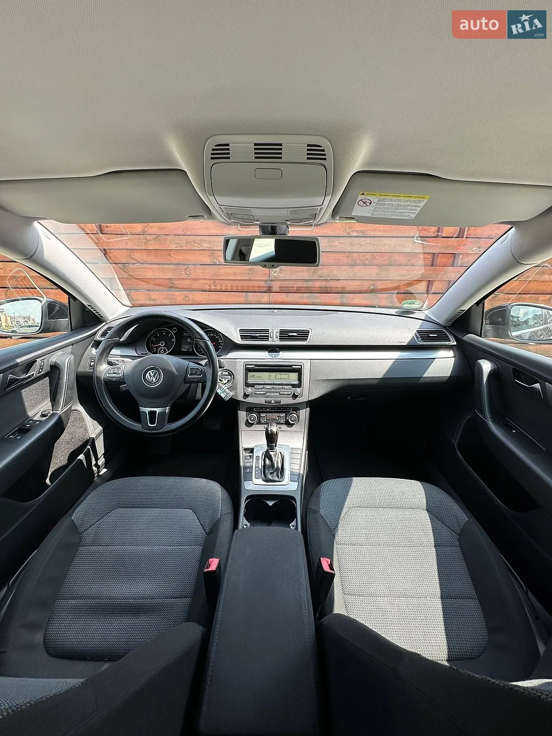 2010 Volkswagen Passat - мініатюра 23
