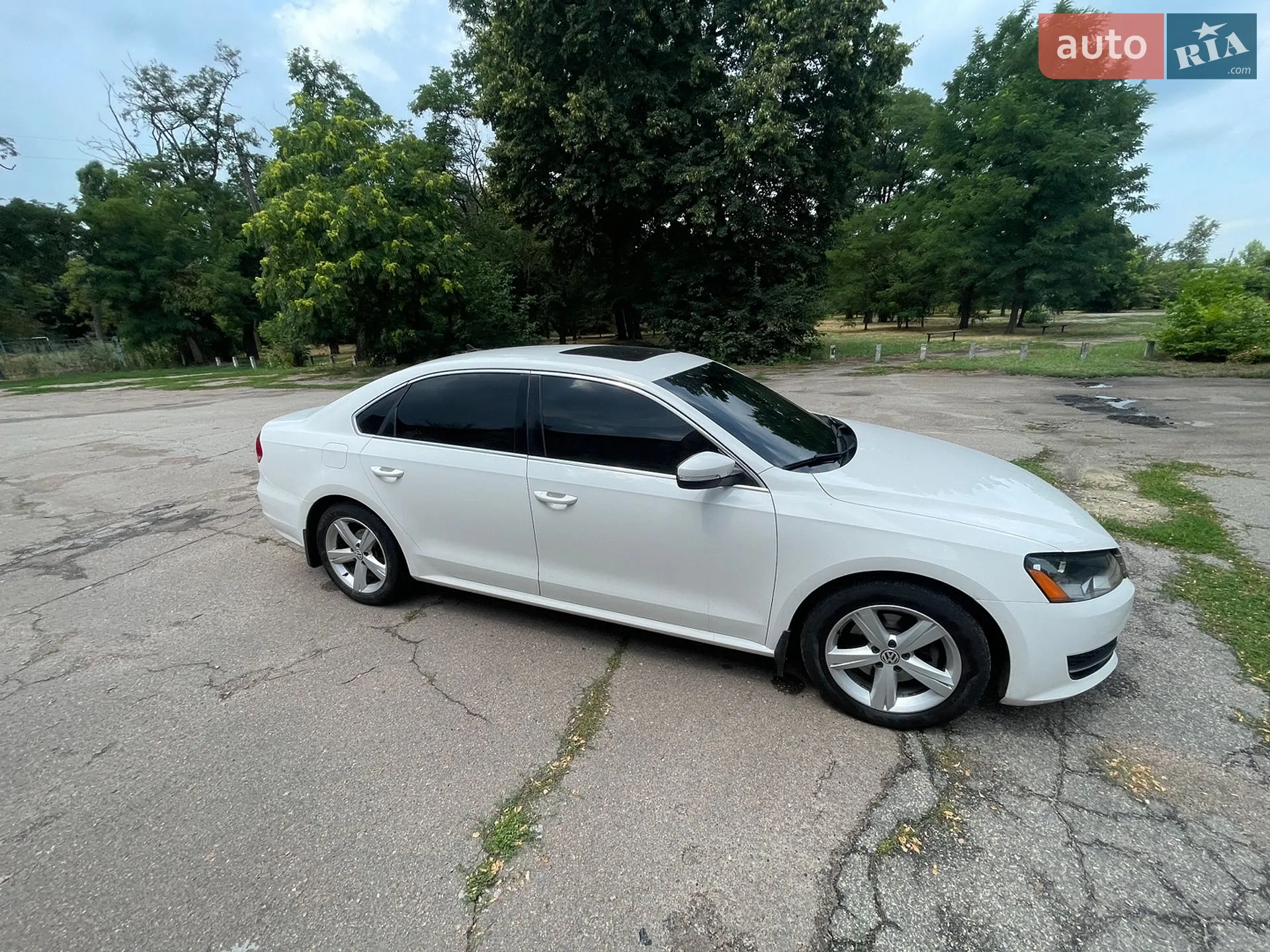 2013 Volkswagen Passat - мініатюра 2