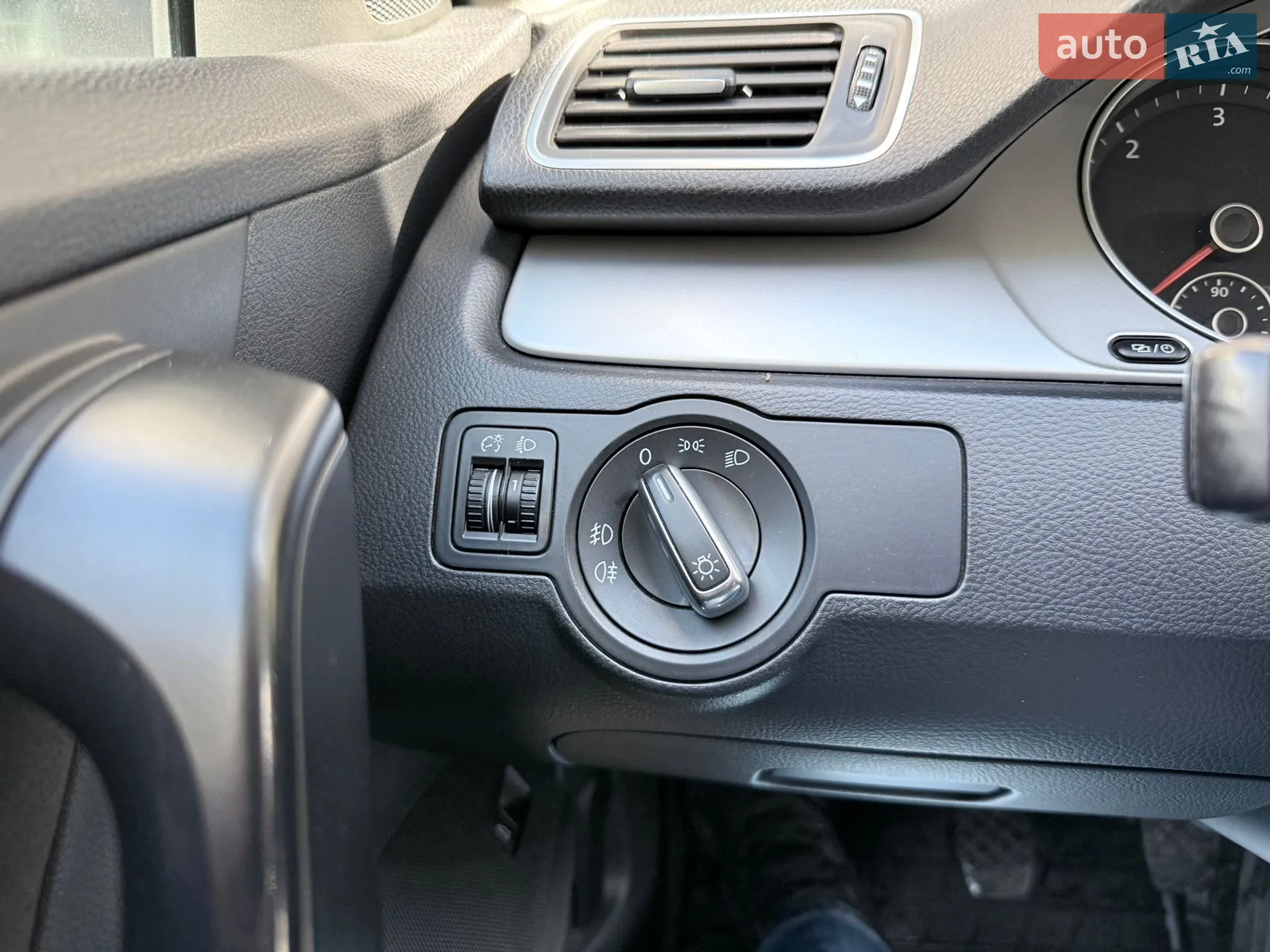 2013 Volkswagen Passat - мініатюра 20