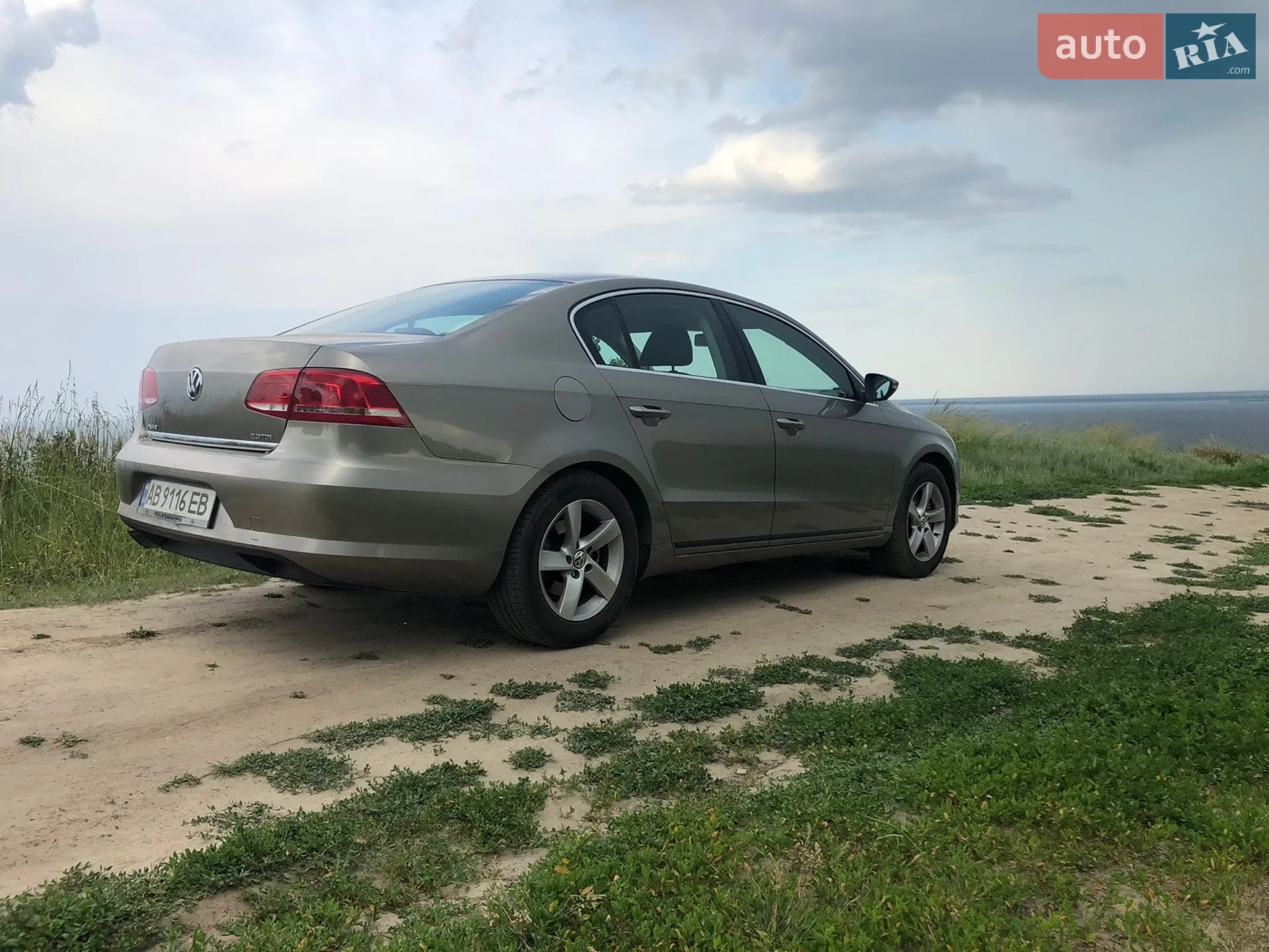 2013 Volkswagen Passat - фото 1