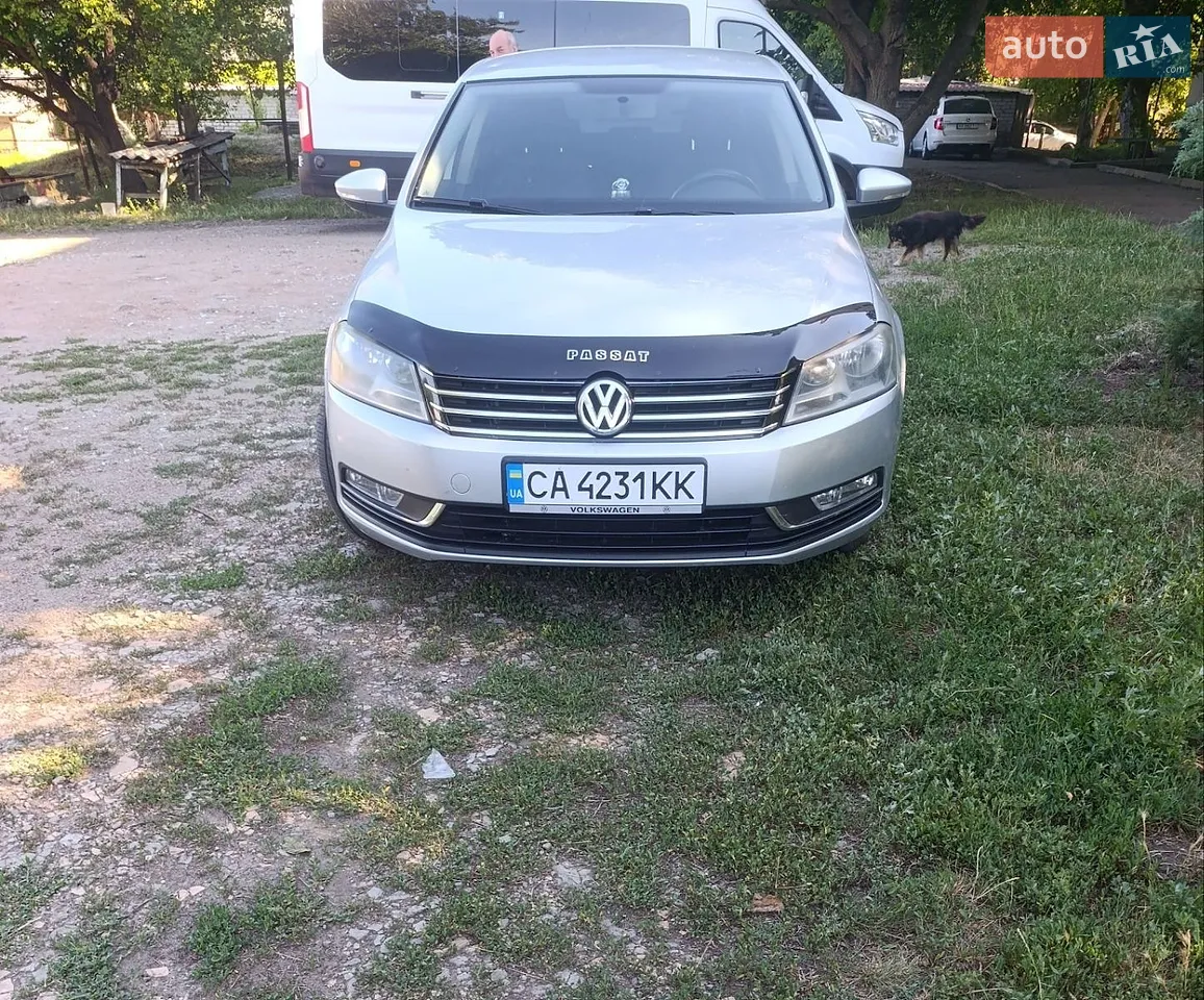 2011 Volkswagen Passat - мініатюра 16