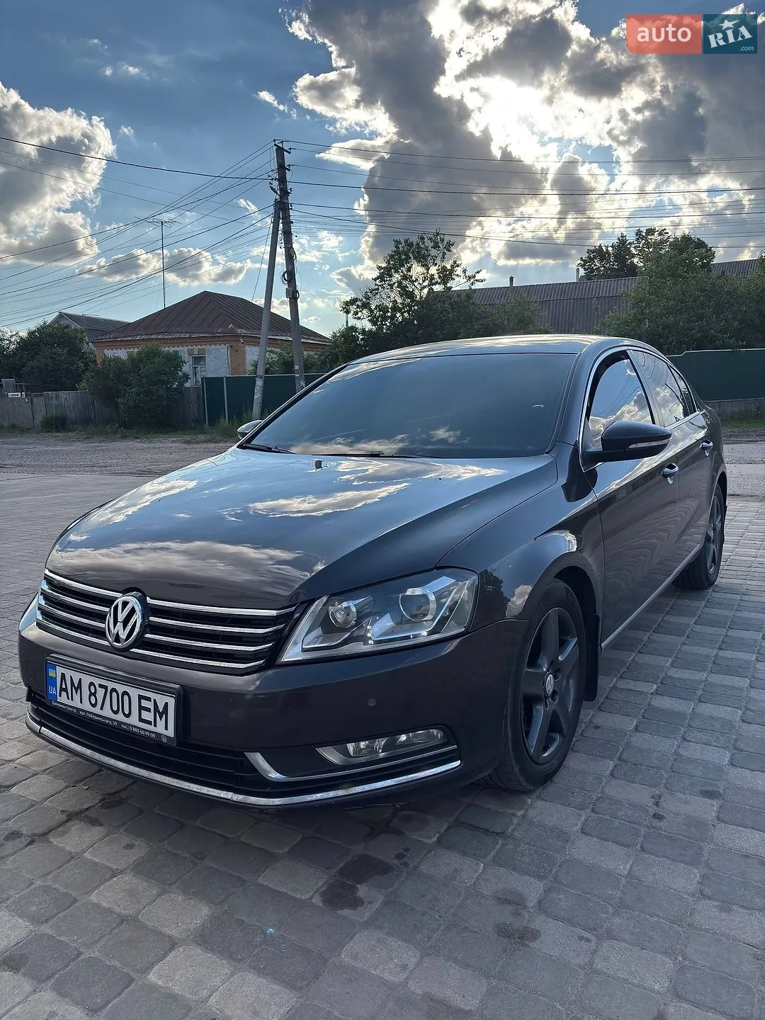 2011 Volkswagen Passat - мініатюра 2