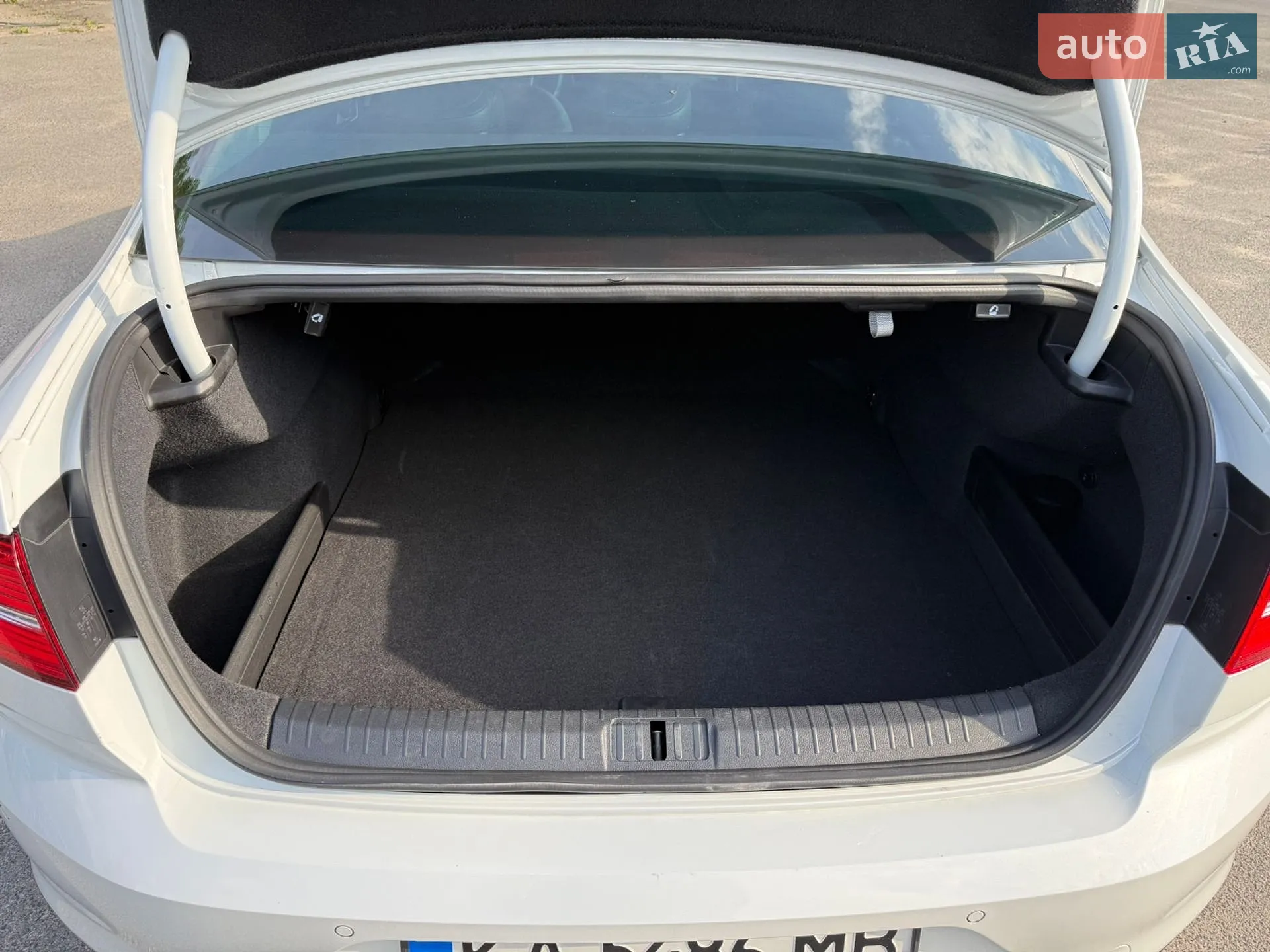 2018 Volkswagen Passat - мініатюра 27